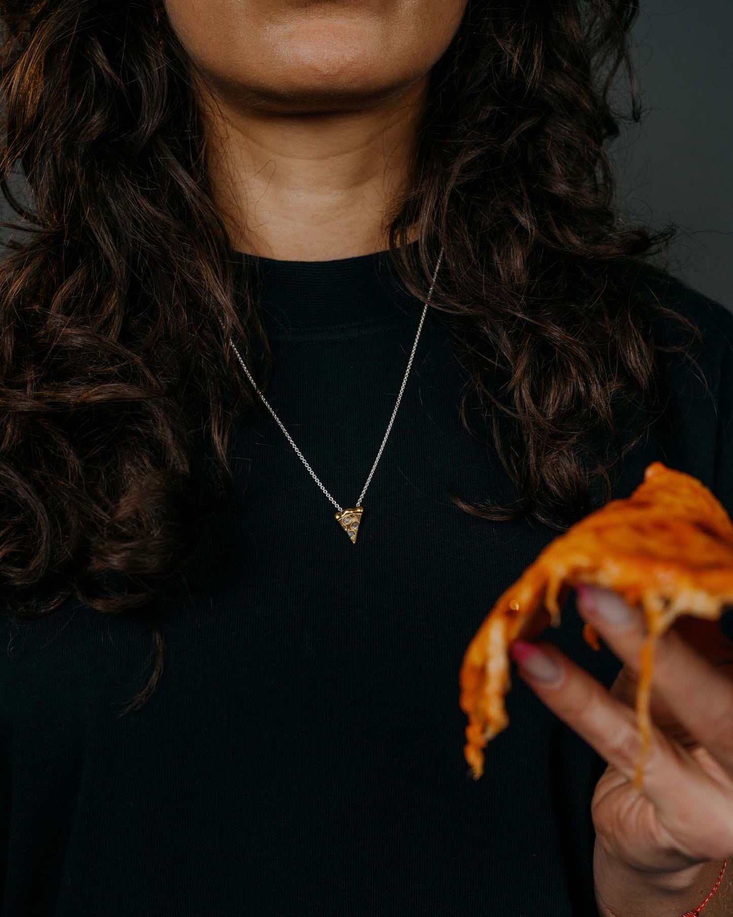 PIZZA NECKLACE BITES by Elero