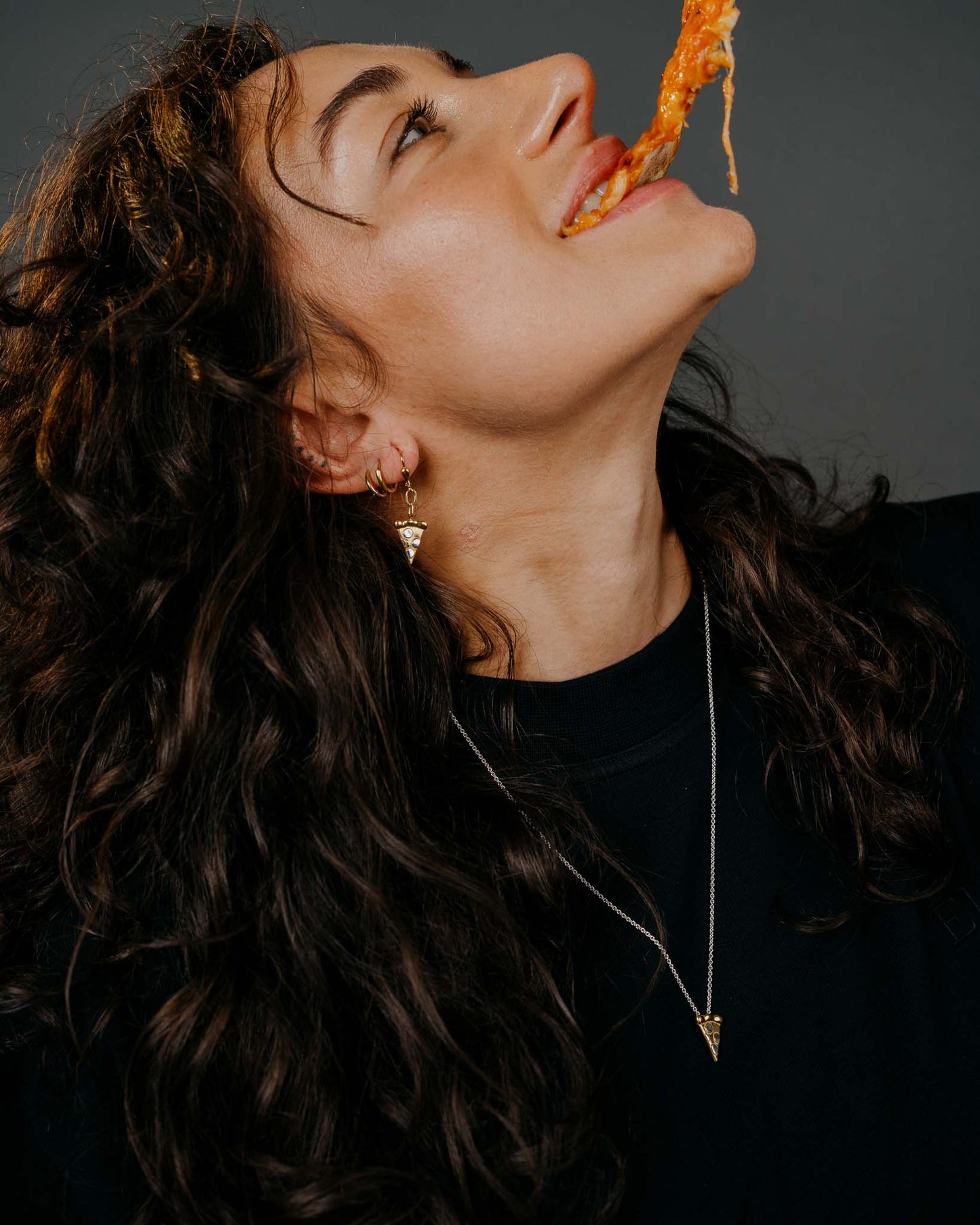 PIZZA NECKLACE BITES by Elero