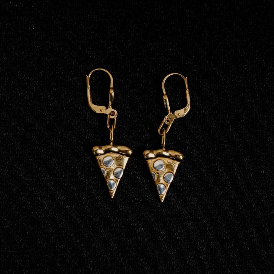 PIZZA EARRING BITES by ELERO