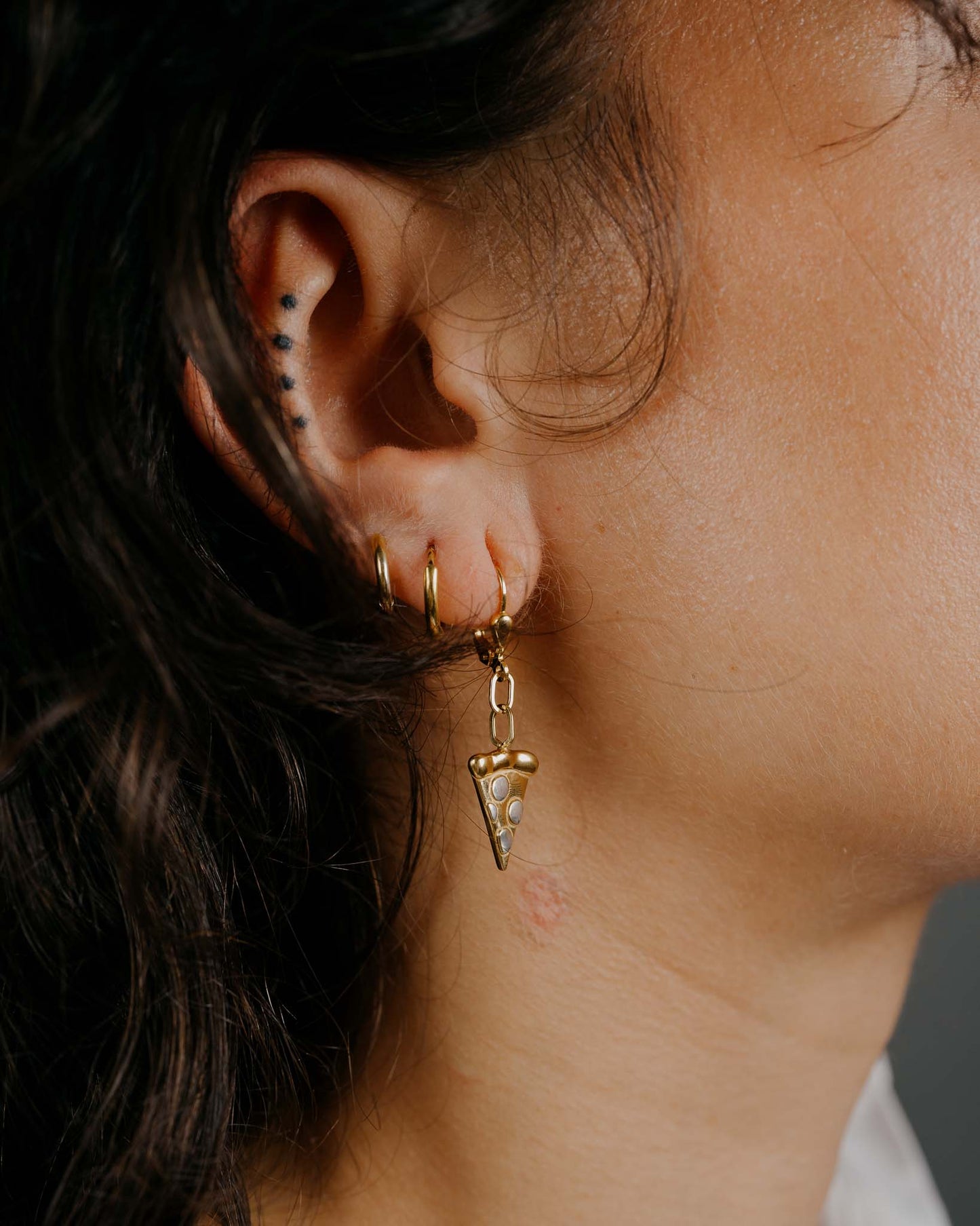 PIZZA EARRING BITES by ELERO